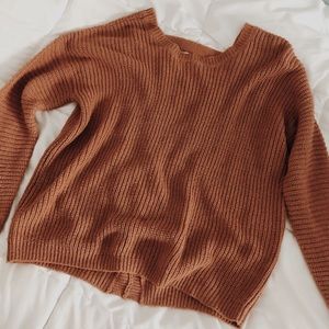 trendy sweater 💛✨